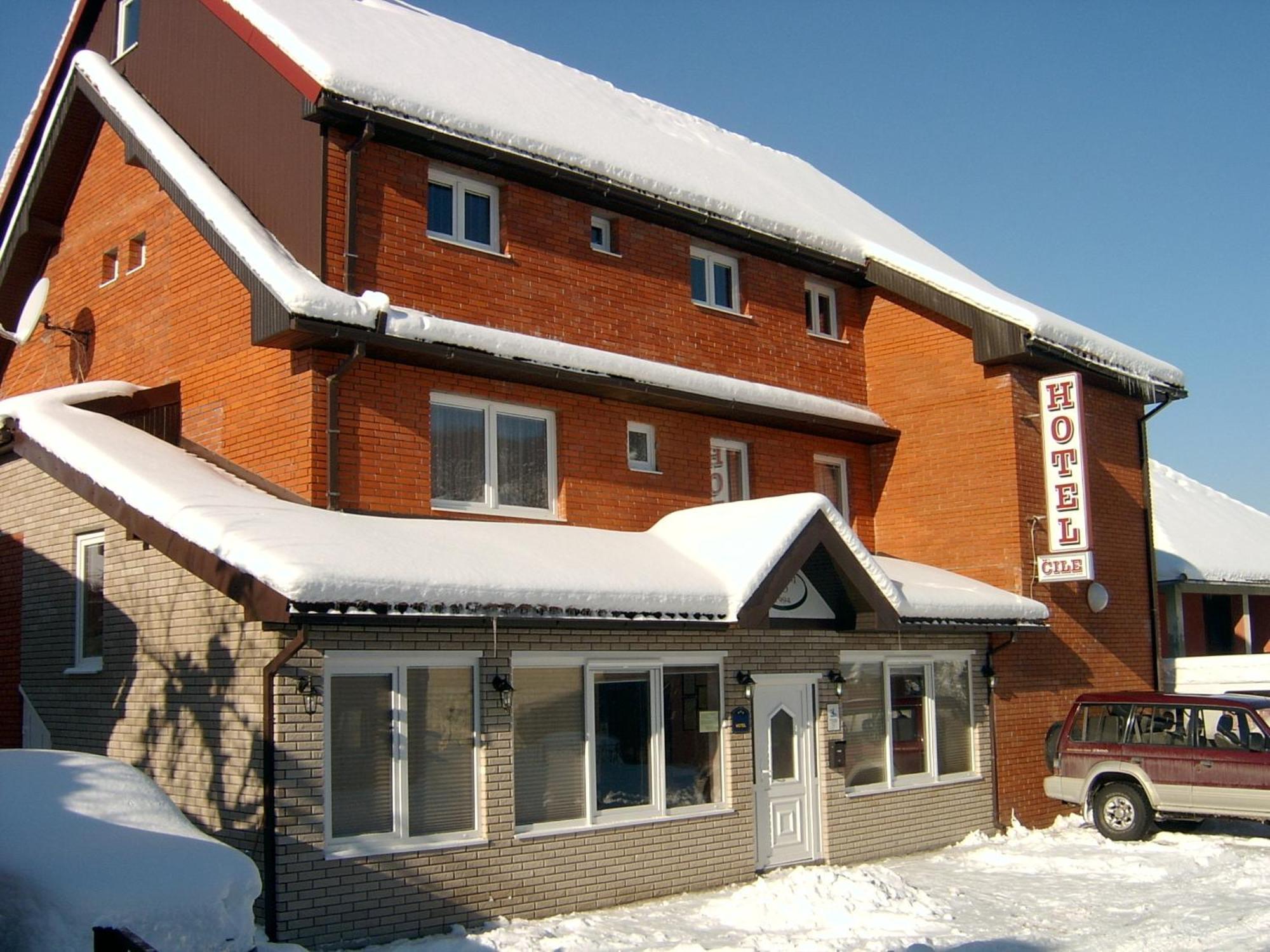 Hotel Čile Kolašin Buitenkant foto