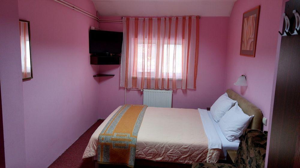 Hotel Čile Kolašin Buitenkant foto