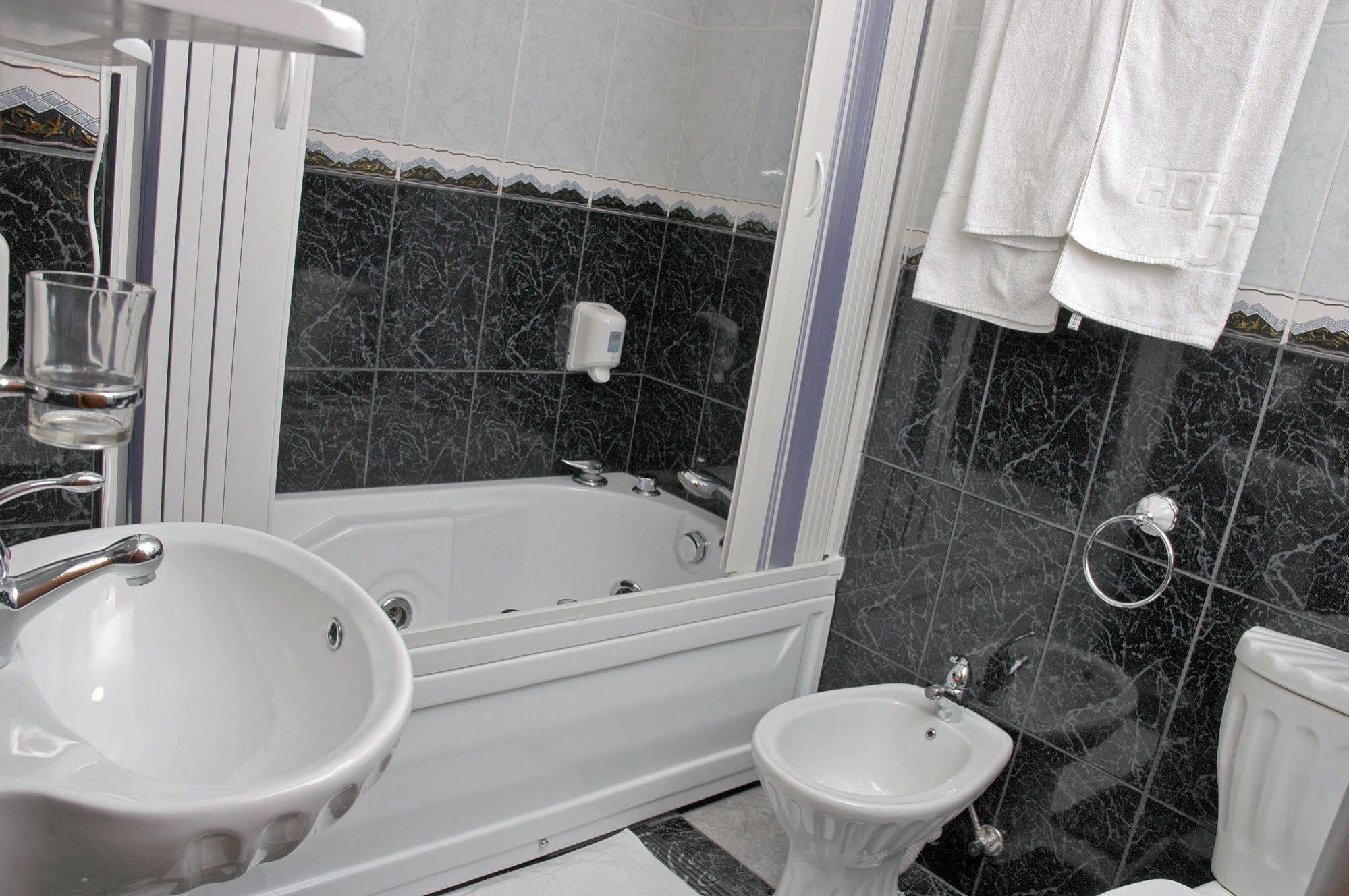 Hotel Čile Kolašin Buitenkant foto